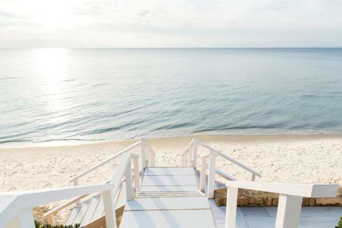 Sani Beach Hotel & Spa
