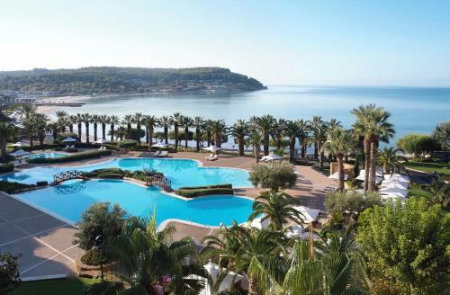 Sani Beach Hotel & Spa