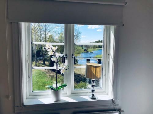 Lodge Cosy River House