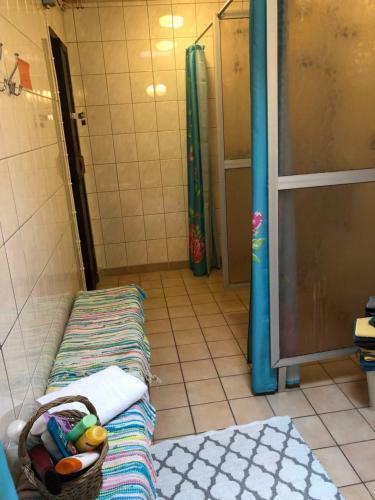 Fyra H�star St�llplats Husbilar