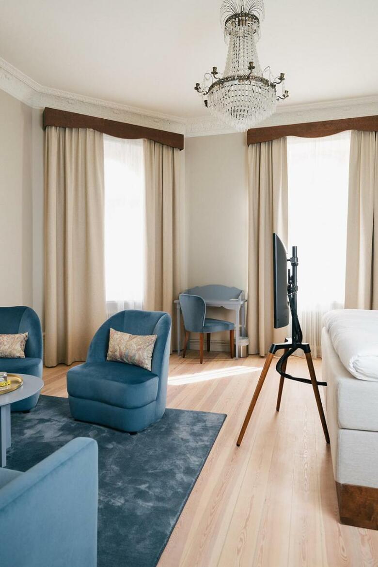 Hotel Ruth; Bw Premier Collection