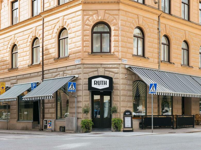 Hotel Ruth; Bw Premier Collection