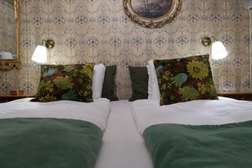 Hostal Room In Guest Room - Hotel Tre Sma Rum