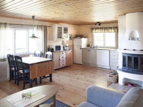 Holiday Home Lunnekullen - Vgt122