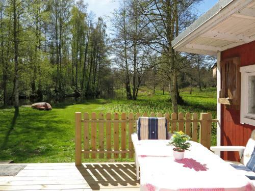 Holiday Home Fr�jered Lillstugan - Vgt105