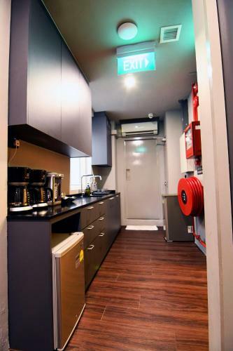 Wink Capsule Hostel @ Downtown (sg Clean)