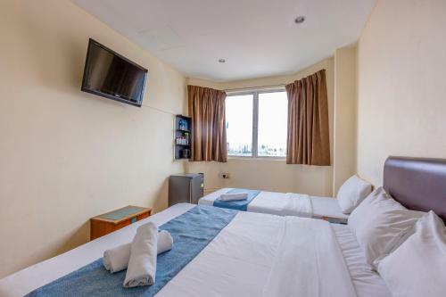 K Hotel 1515 (staycation Approved)