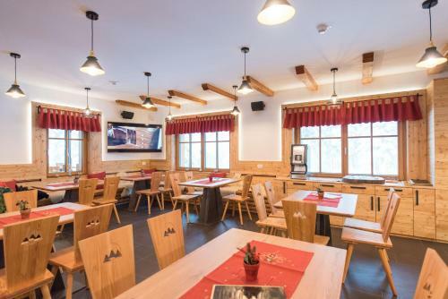 Hotel Guesthouse Lajnar