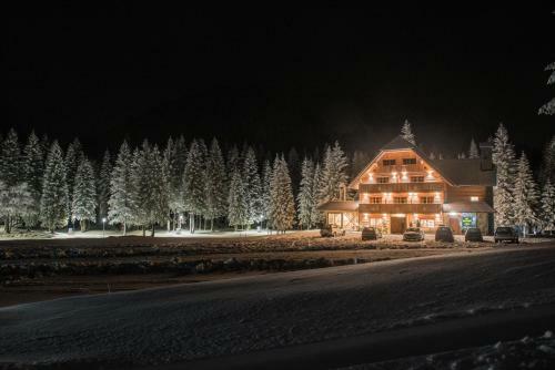 Hotel Guesthouse Lajnar