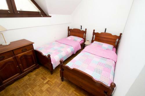 Apartamento Holiday Home Rose 150