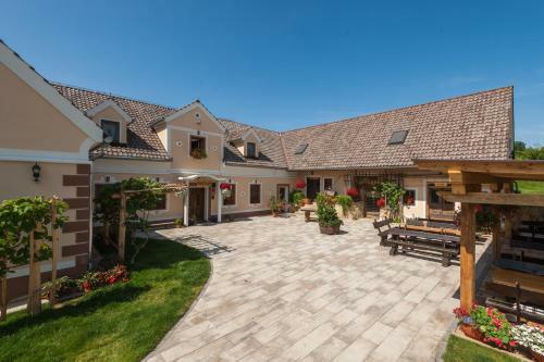 Bed & Breakfast Tourist Farm Firbas