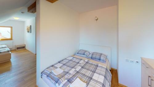 Hostal Guest House Doma?ija Krnc
