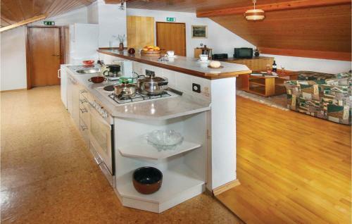 Two-bedroom Apartment In Grahovo
