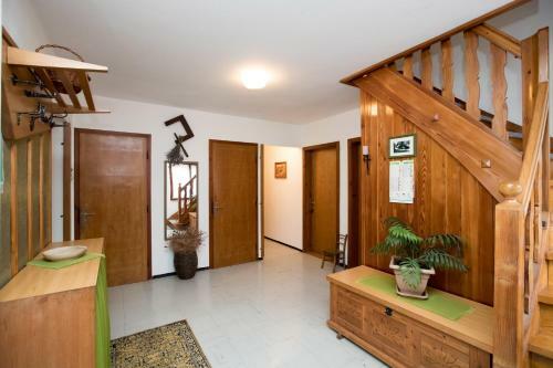 Hostal Apartment And Rooms Odar