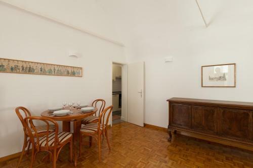 Charming Apartment Laura By Town Hall
