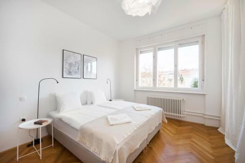Levstikova Two-bedroom Apartment