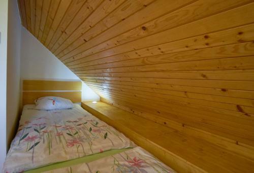 Holiday House (apartment) Podhamer B