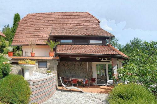 Villa Holiday Home Bonidesa