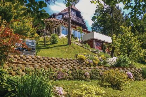 Villa Holiday Home Bonidesa
