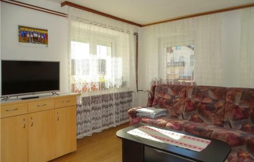 Amazing Home In Nova Vas W/ Sauna, Wifi And 2 Bedrooms
