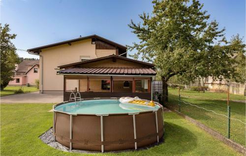 Amazing Home In Nova Vas W/ Sauna, Wifi And 2 Bedrooms