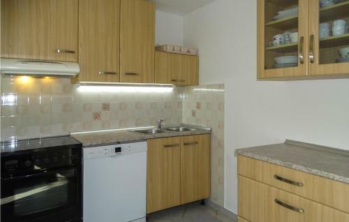 Amazing Home In Nova Vas W/ Sauna, Wifi And 2 Bedrooms