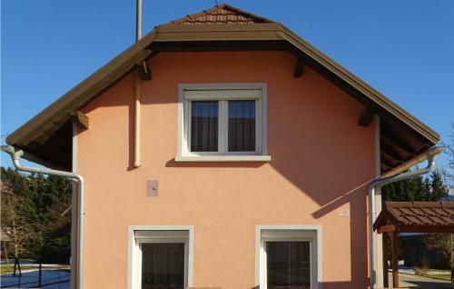 Amazing Home In Nova Vas W/ Sauna, Wifi And 2 Bedrooms