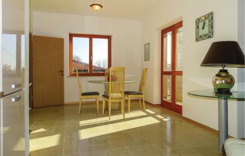 Two-bedroom Apartment In Pomjan