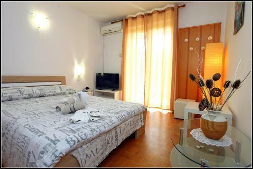 Hostal Champagne Apartments Portoro? Vp