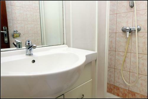 Hostal Champagne Apartments Portoro? Vp