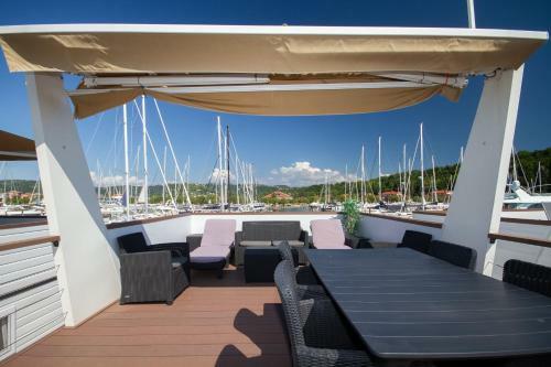 Apartamento Bamboo Floating House Portoro?