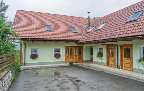 Apartment Stari Trg Ob Kolpi 06