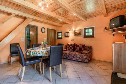 Lepena Alpine Cottage Holiday Home