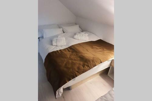 Apartment Four Stars Art-pe