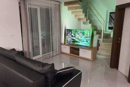 Apartment Four Stars Art-pe