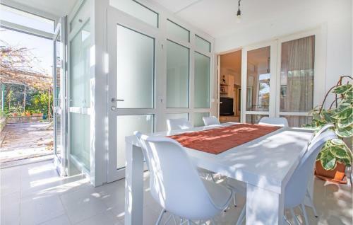 Nice Apartment In Lucija With 1 Bedrooms
