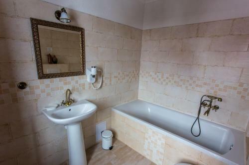 Hostal Pivnica A Penzion Pri Studni