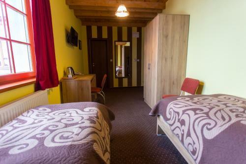 Hostal Pivnica A Penzion Pri Studni