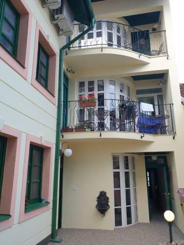 Hrn?iarska Apartments