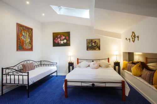 Hostal Penzi�n A Re?taur�cia Artin