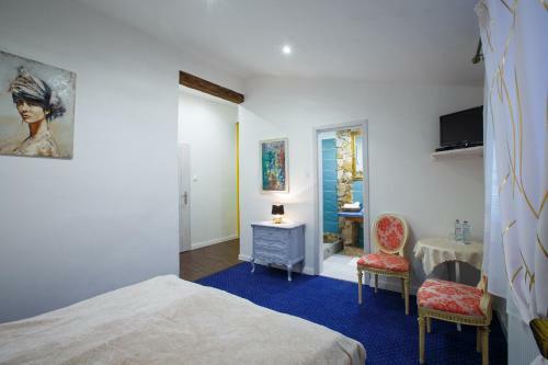 Hostal Penzi�n A Re?taur�cia Artin