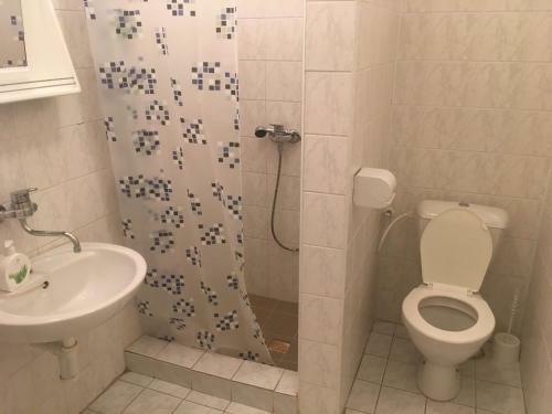 Hostal Penzi�n Borovica
