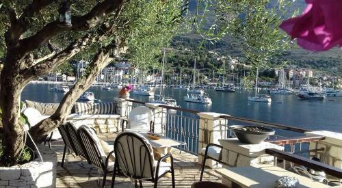 Waterside Apartments