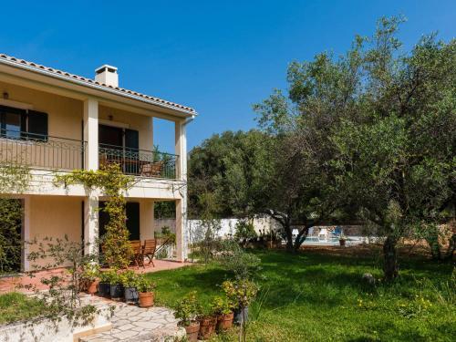 Koxyli Studios & Apartments
