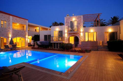 Maravel Apartments