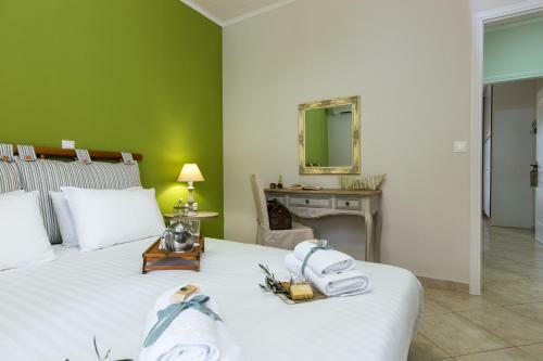 Villas Lefkothea