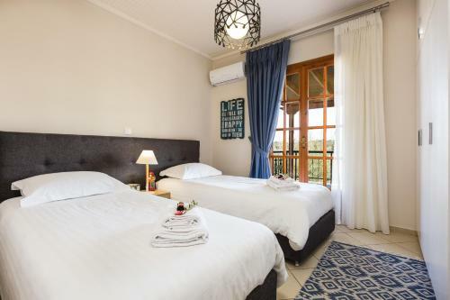 Villas Lefkothea