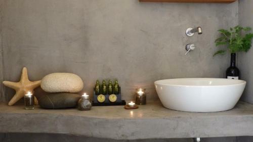 Hostal Aegean View Seaside Rooms & Studios