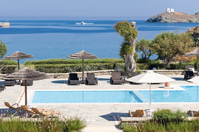 Hotel Porto Kea Suites