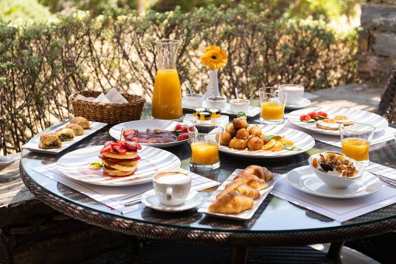Hotel Porto Kea Suites